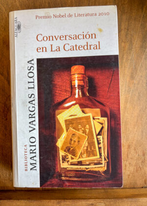 Conversación en la Catedral